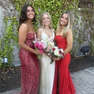 Elegant Red Strapless Evening Gown